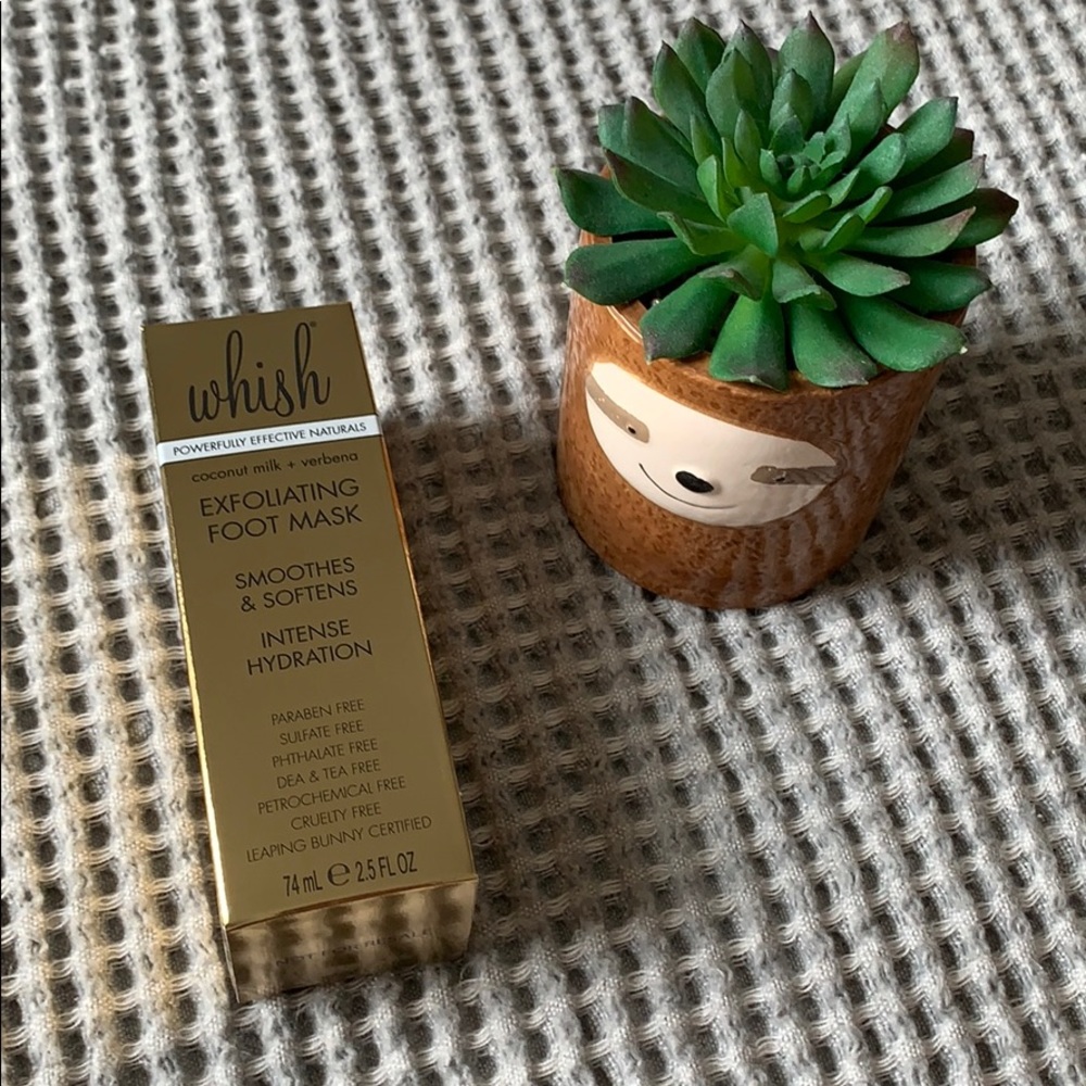 New in Box!!! Whish Exfoliating Foot Mask